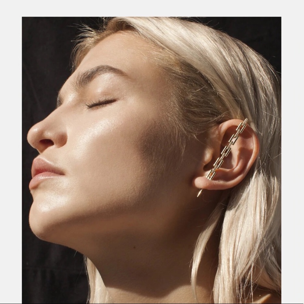 Chain link pin cuff earring